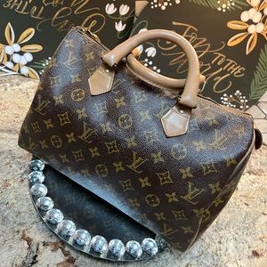 Louis Vuitton Monogram Speedy 30